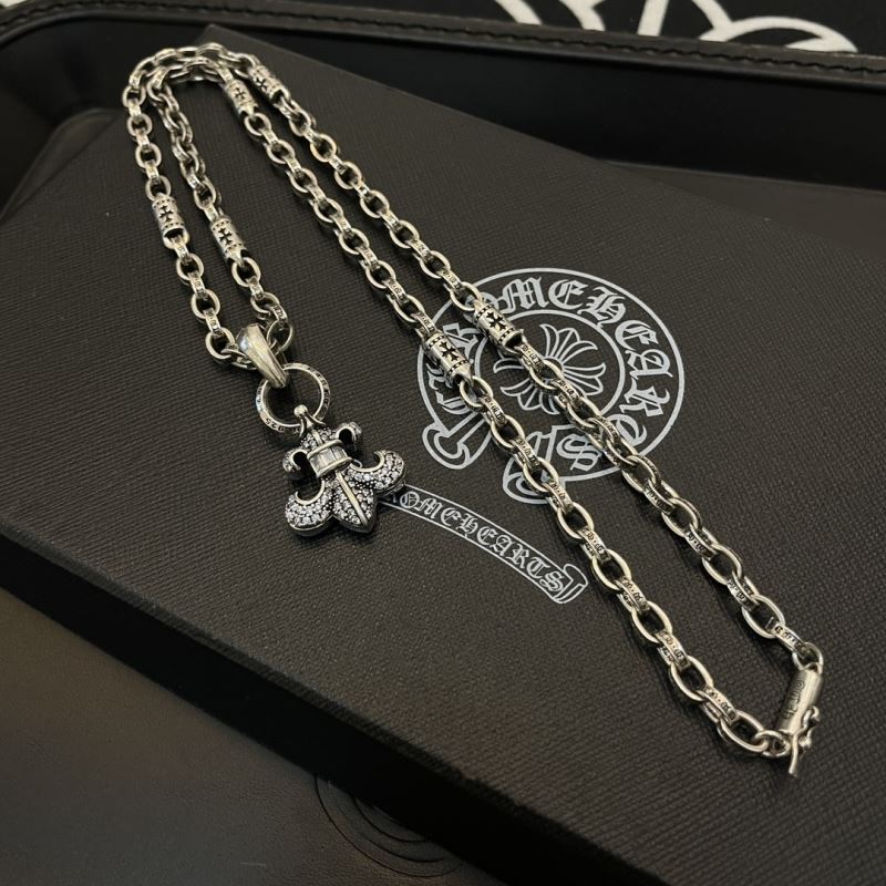 Ch*0me He**ts necklaces